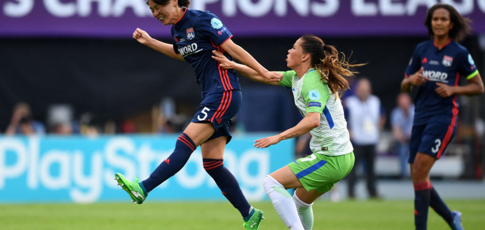 Финал Лиги чемпионов в Киеве: женщины в ударе