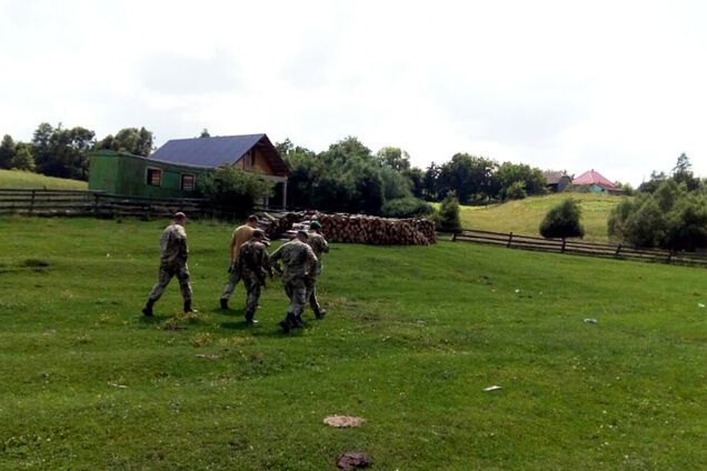 'Відкрив вогонь і втік': у стрілянині з прикордонниками на Буковині з'явився новий поворот