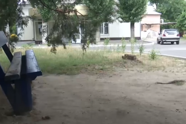 Люди молча наблюдали: в Николаеве пьяный пациент зверски убил мужчину