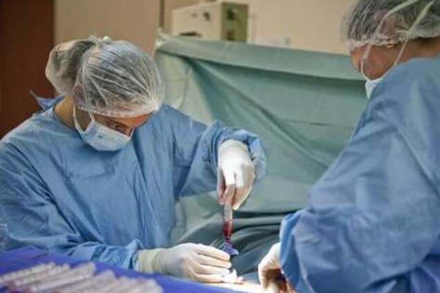 Провести трансплантацію в Україні дешевше в десятки разів. Проект готовий!