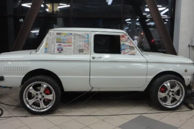 Сумасшедший тюнинг: как 'Запорожец' переделали в солидное авто