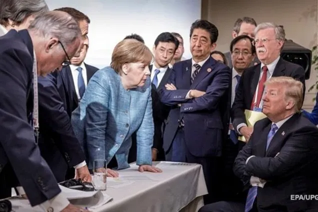 Швырнул конфеты: стало известно о стычке Трампа и Меркель на саммите G7 из-за России