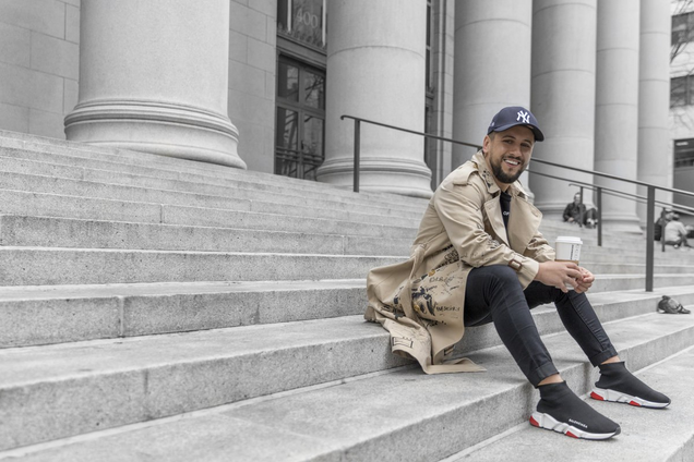 MONATIK став першим чоловіком на обкладинці українського Marie Claire