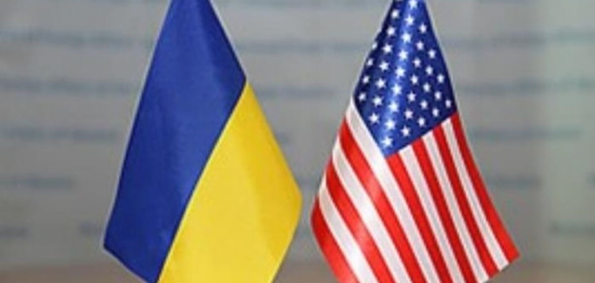 'Не играйте на руку России': Украина потребовала от Bloomberg 'вернуть' Крым