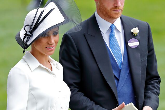 Меган Маркл пренебрегла правилам ради платья