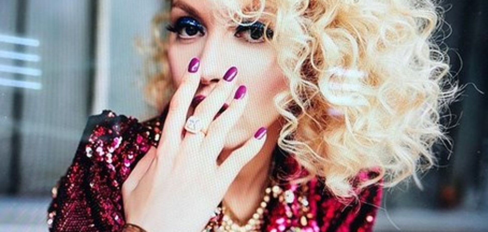 'Это законно?' Полякова произвела фурор горячим пляжным фото