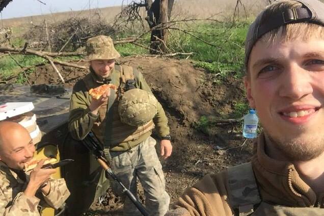 'Вони прозрівають!' На Донбасі влаштували сюрприз для бійців на передовій