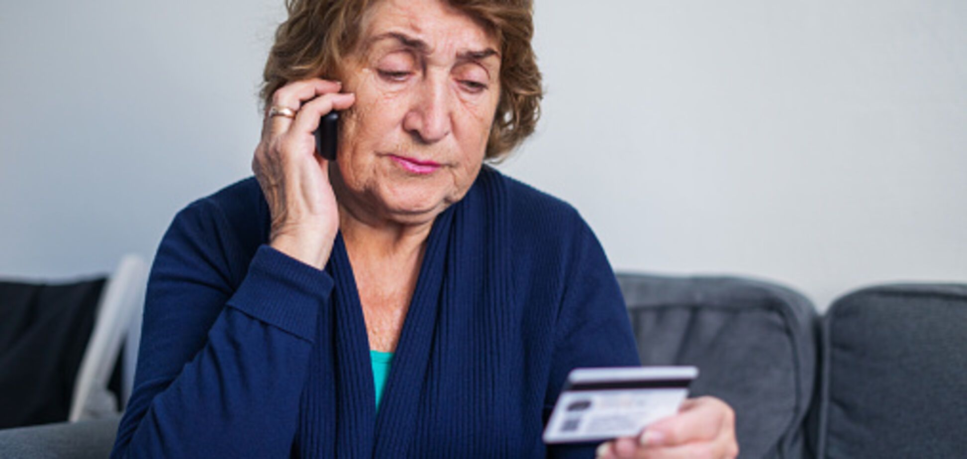 В Україну повернулися старі методи ошуканства: як не потрапити на гачок шахраїв