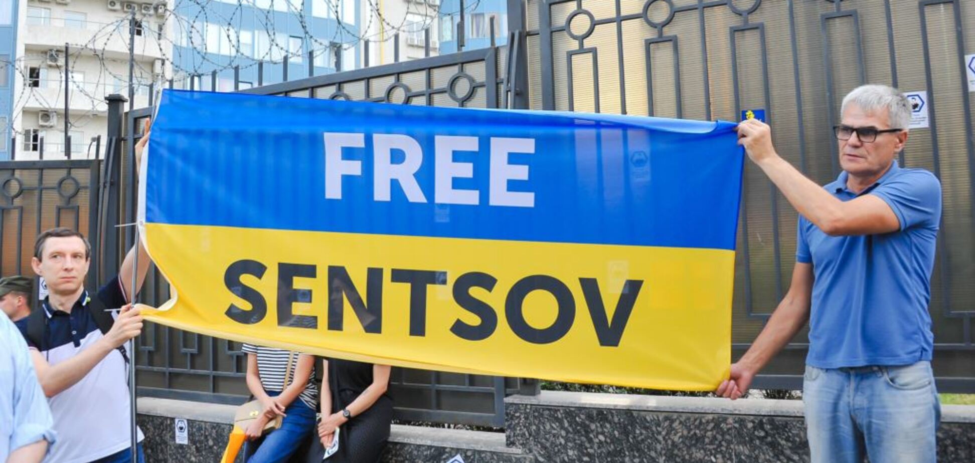 Звільнення Сенцова: Клімкін розповів про хитрі маневри Лаврова