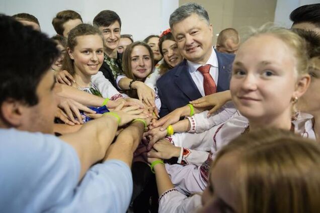 'Рушійна сила': Порошенко розповів, хто змінить Україну