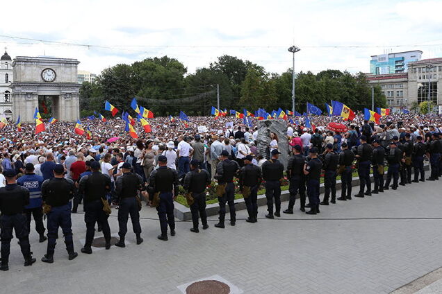 Новый 'Майдан' в Молдове: Портников увидел связь с Украиной