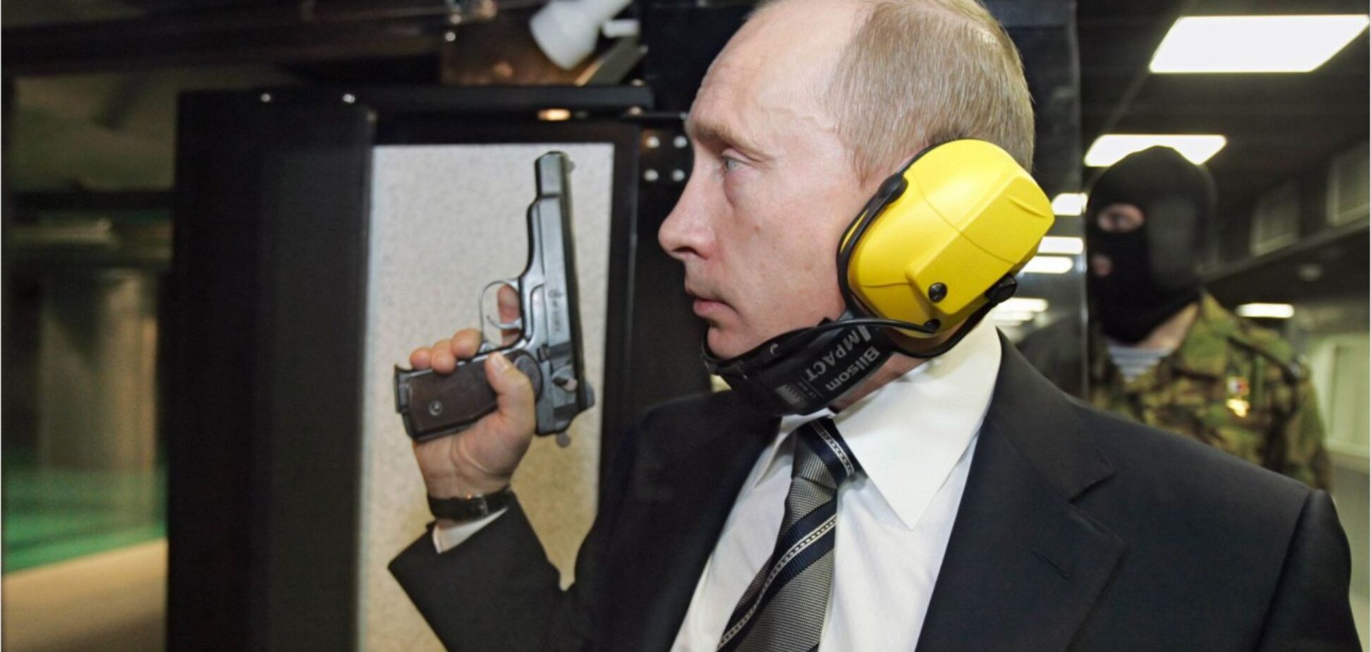 Екс-міністр Криму порадив Путіну застрелитися