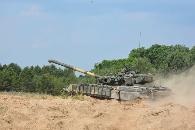 Обострение на Донбассе: Гриценко рассказал, чего ожидать Украине ко Дню Конституции