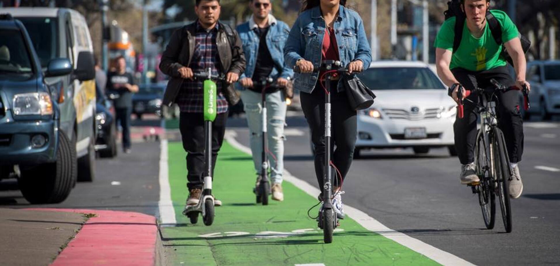 Бери, коли хочеш: в США скутери замінили громадський транспорт