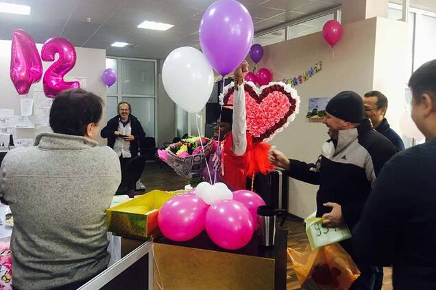 'Дриня - вдова отамана': співробітники луганського ОБСЄ виклали в мережу фото застілля