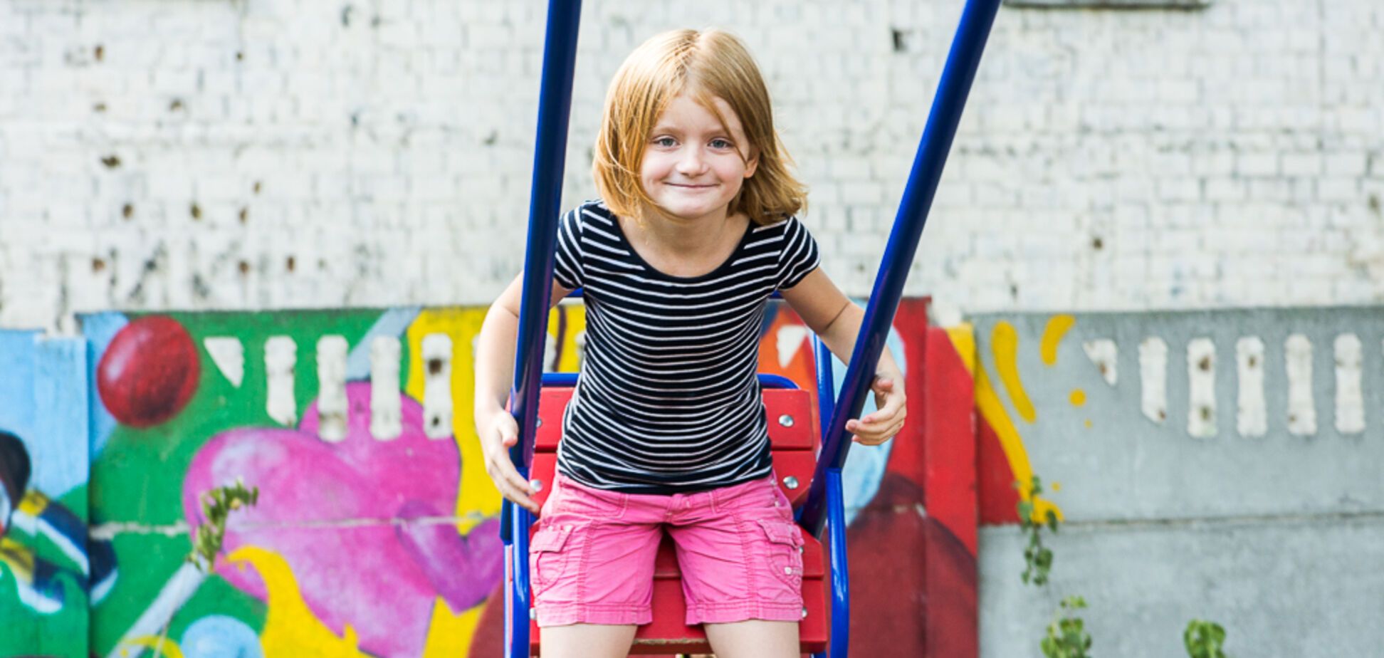 Новая жизнь: как в Украине помогают детям-сиротам найти новую семью