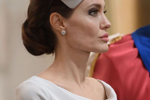 Анджеліна Джолі в сукні від Ralph & Russo зачарувала зовнішнім виглядом