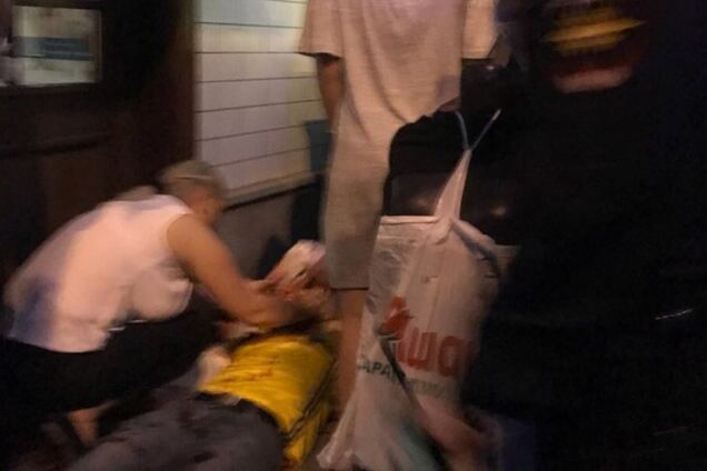 'Непонятно, жив или нет': россиянин жестоко избил шведского фаната