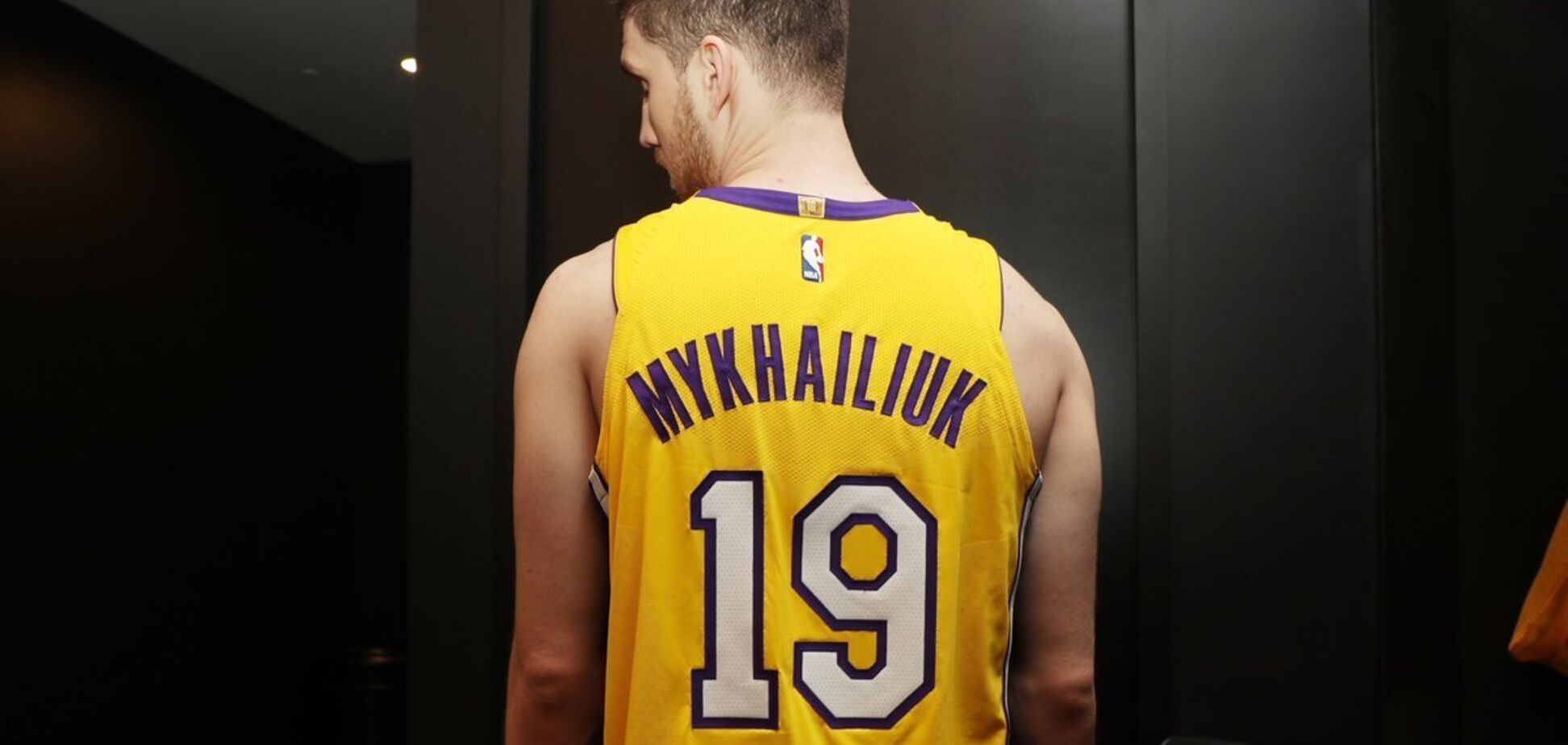 Українець Михайлюк зіграє перший матч за 'Лейкерс': відома дата