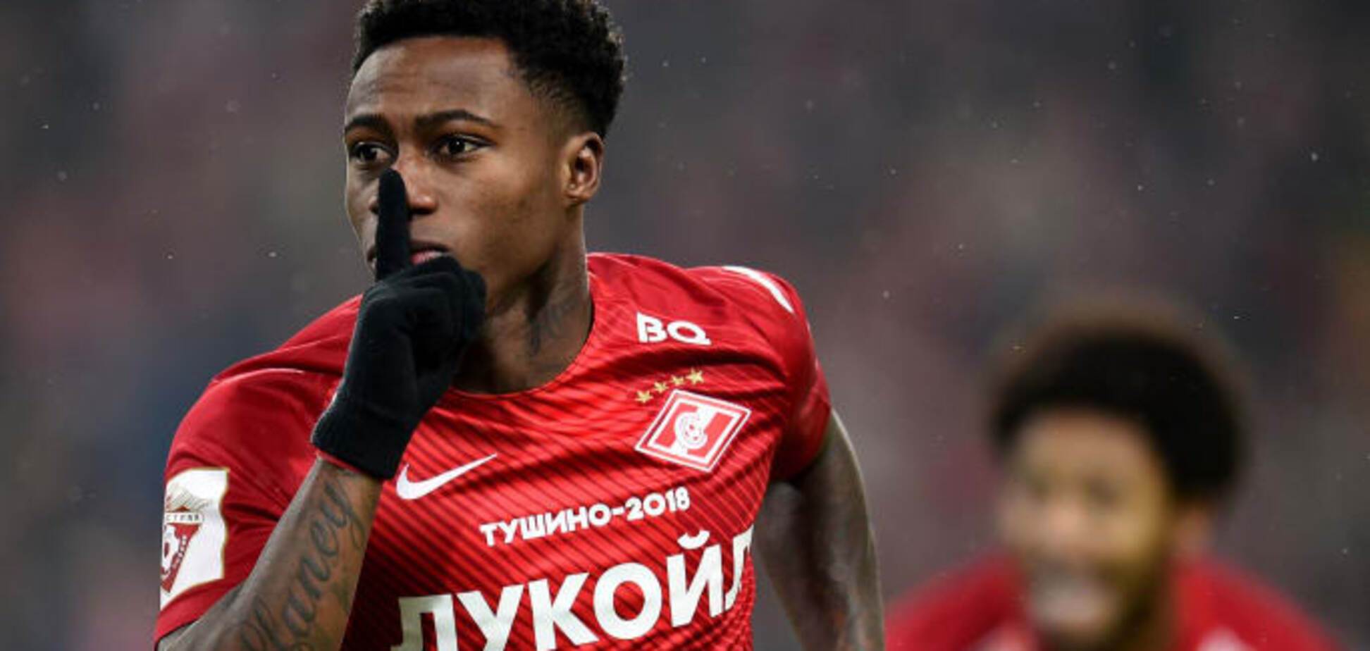 Футболіст російського клубу побив дружину