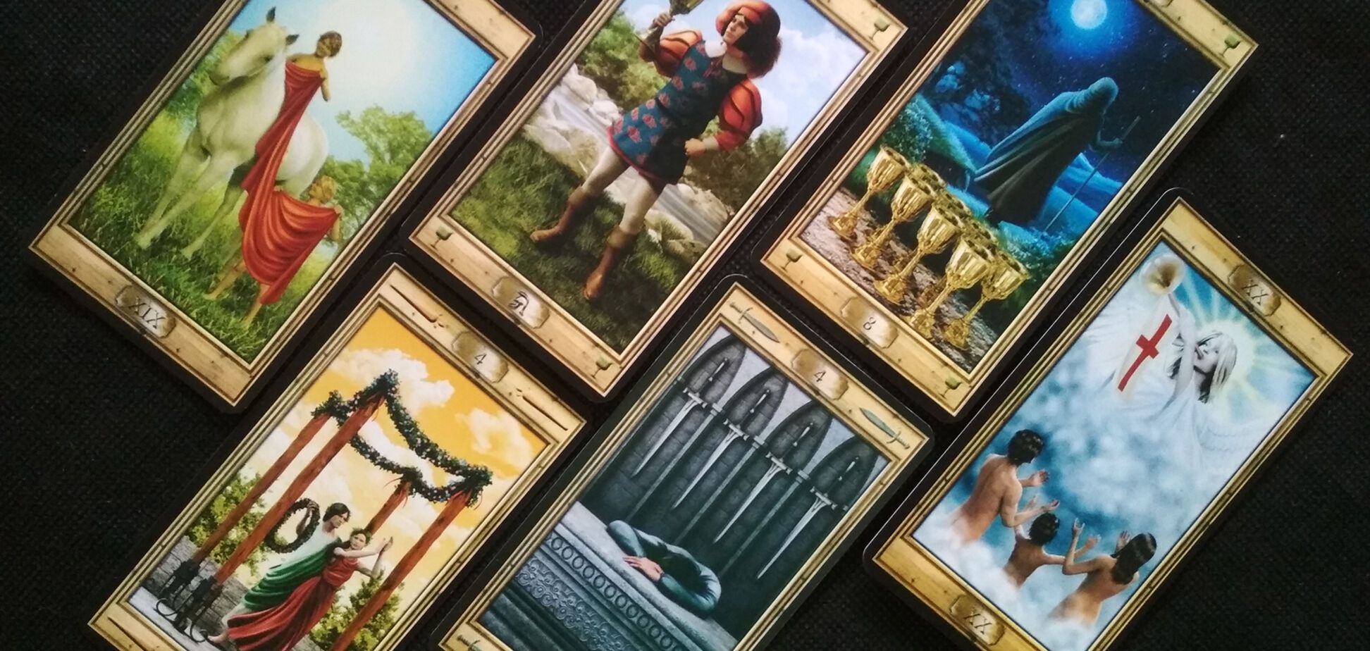 Гороскоп на 1 июля по картам Таро