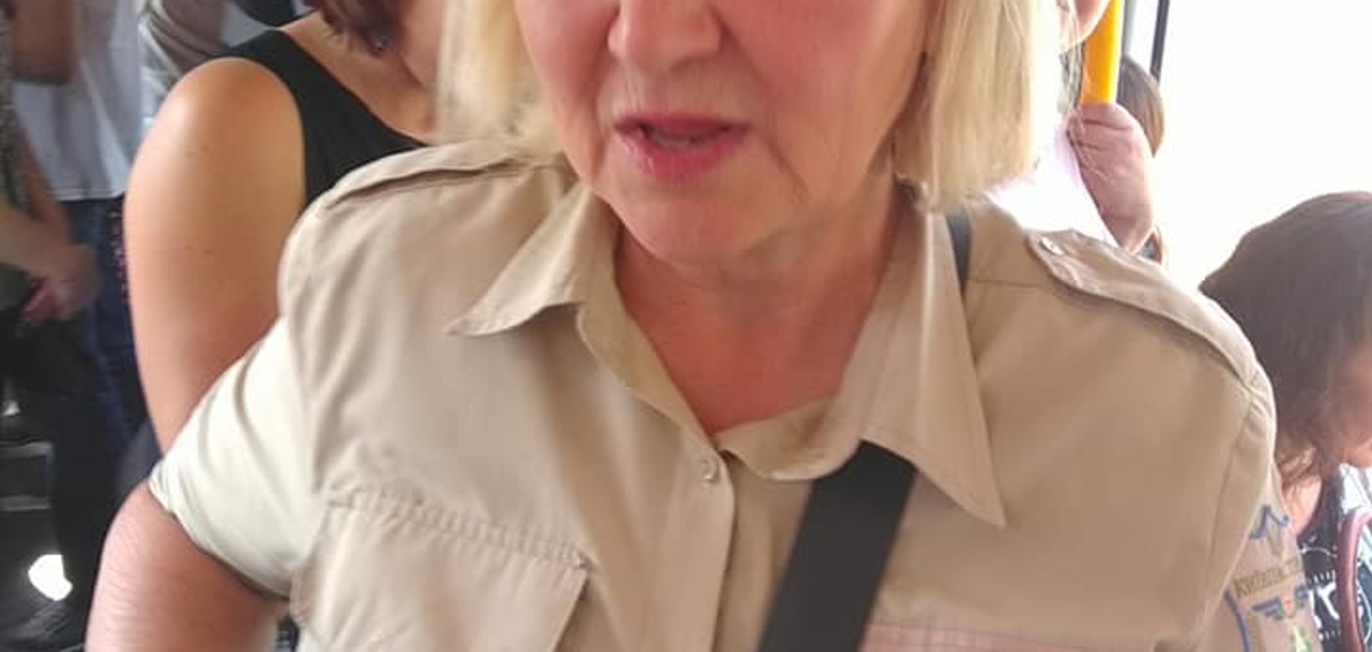 'Це наглядач!' У Києві спалахнув скандал у трамваї