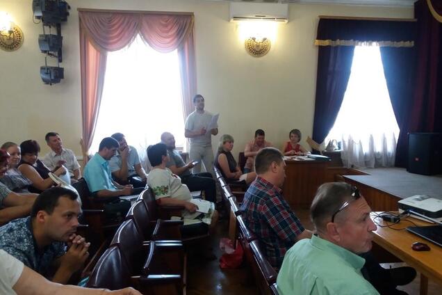 'Жлобська мова': у Кропивницькому депутати відмовилися виступати українською