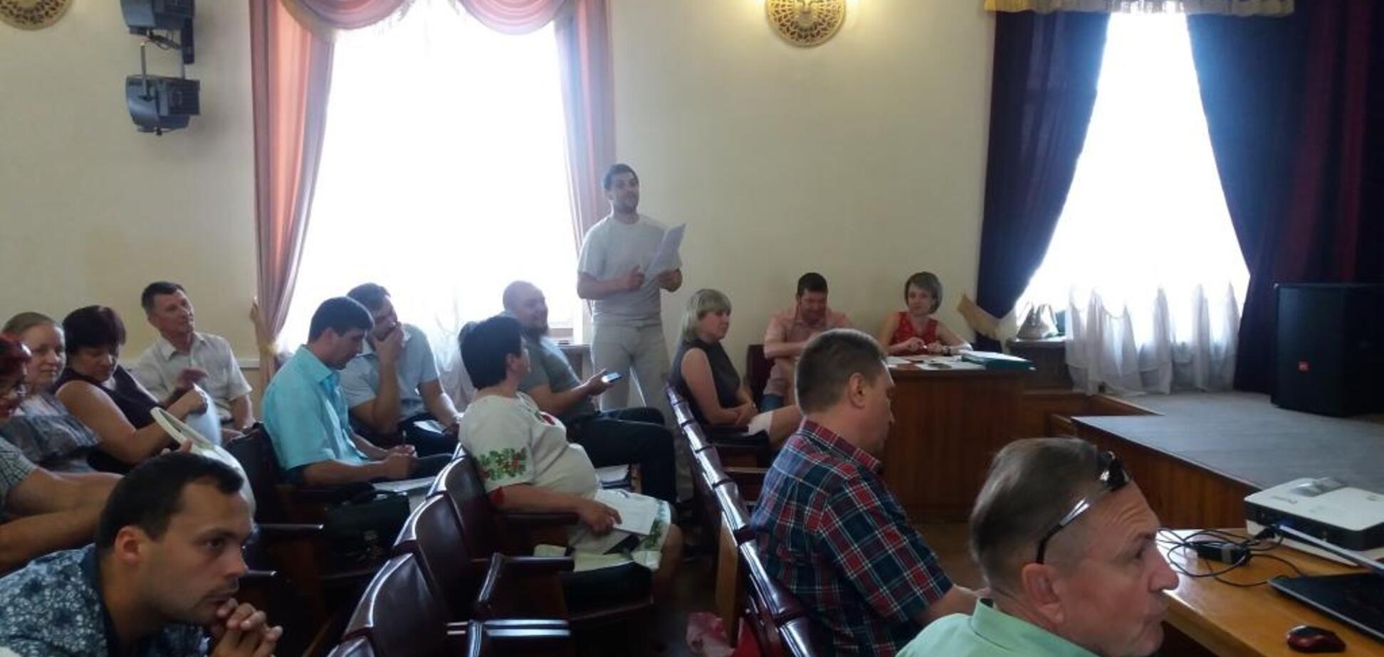 'Жлобська мова': у Кропивницькому депутати відмовилися виступати українською