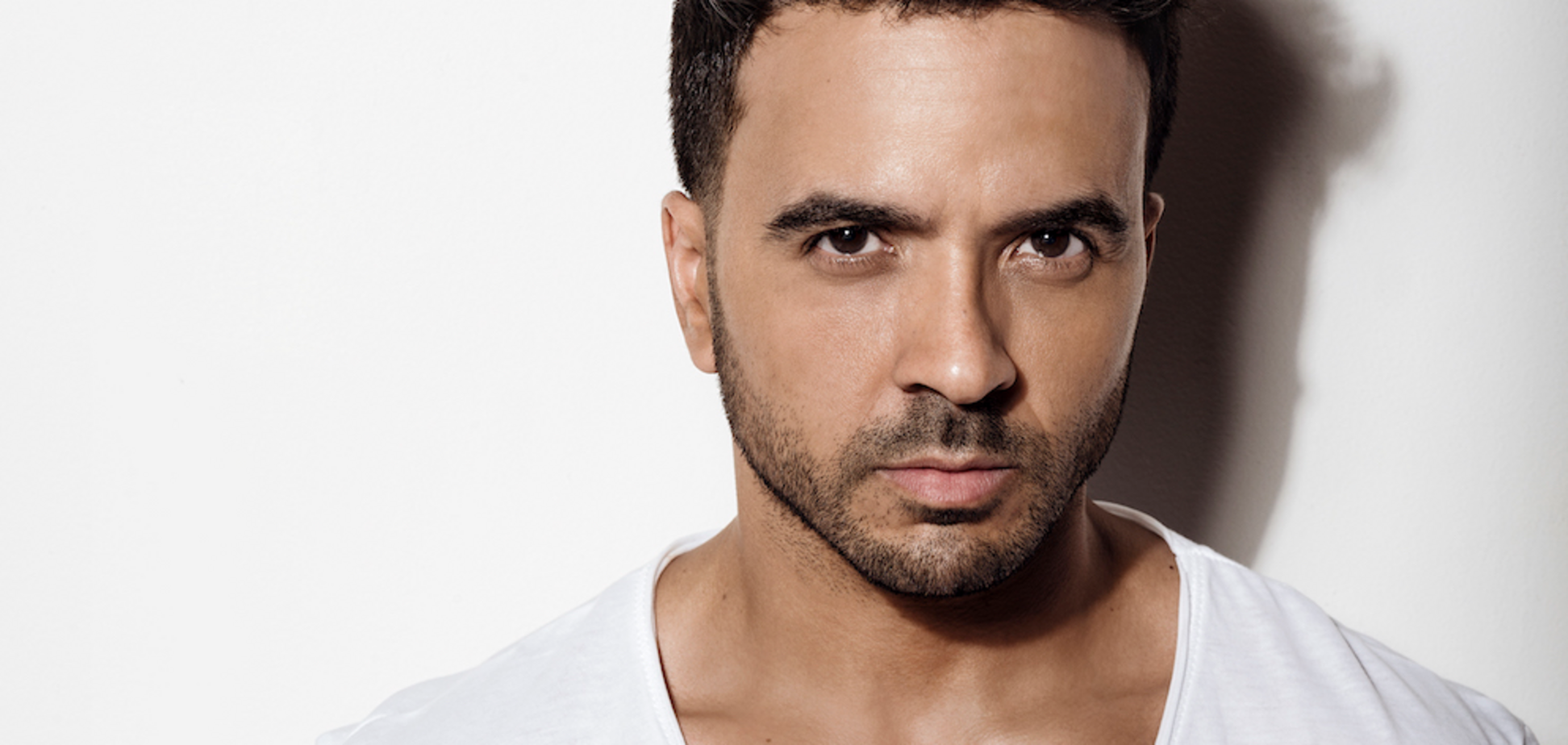 Luis Fonsi - Echame La Culpa (feat. Demi Lovato)