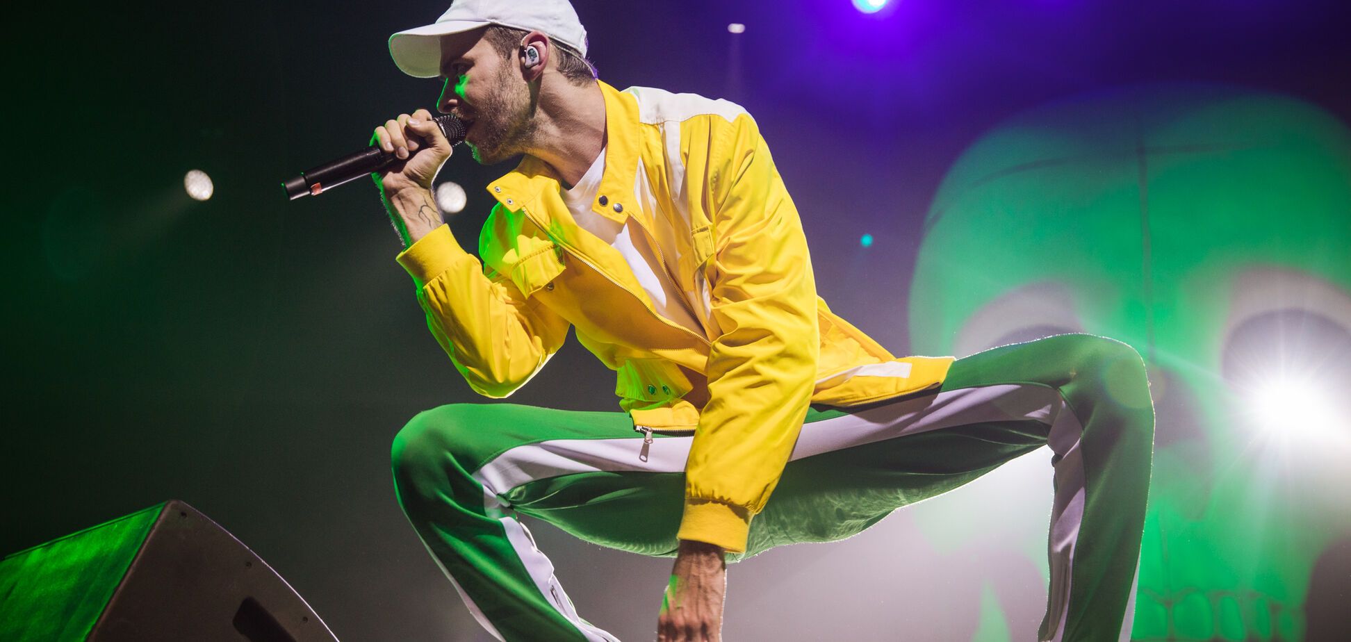 Полиция была вынуждена остановить концерт Макса Барских на Ибице