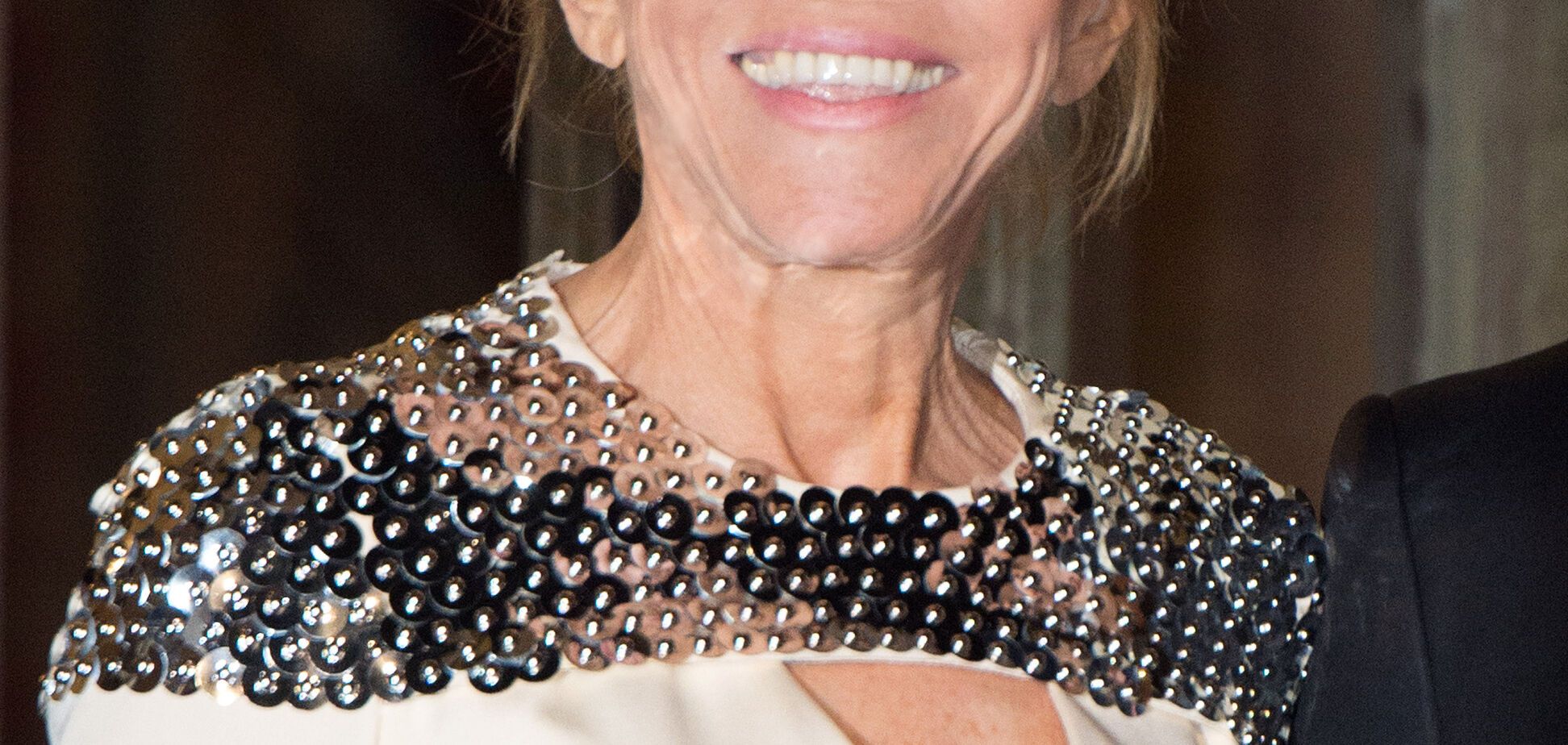 Первая леди Франции Бриджит Макрон удивила выбором наряда на Неделе высокой моды