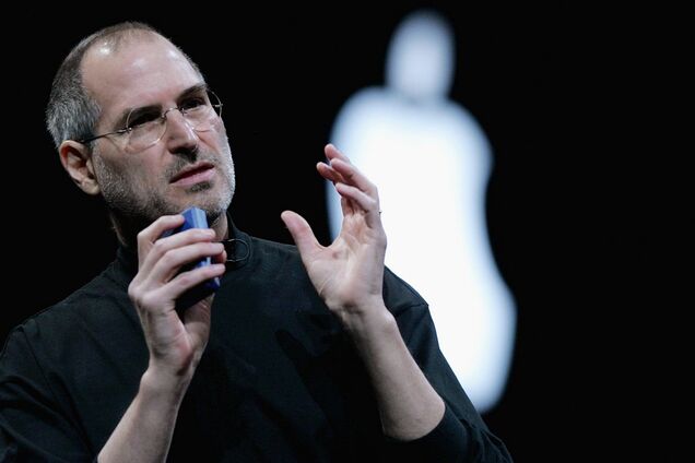 В Днепре появился мурал со Стивом Джобсом. Фотофакт