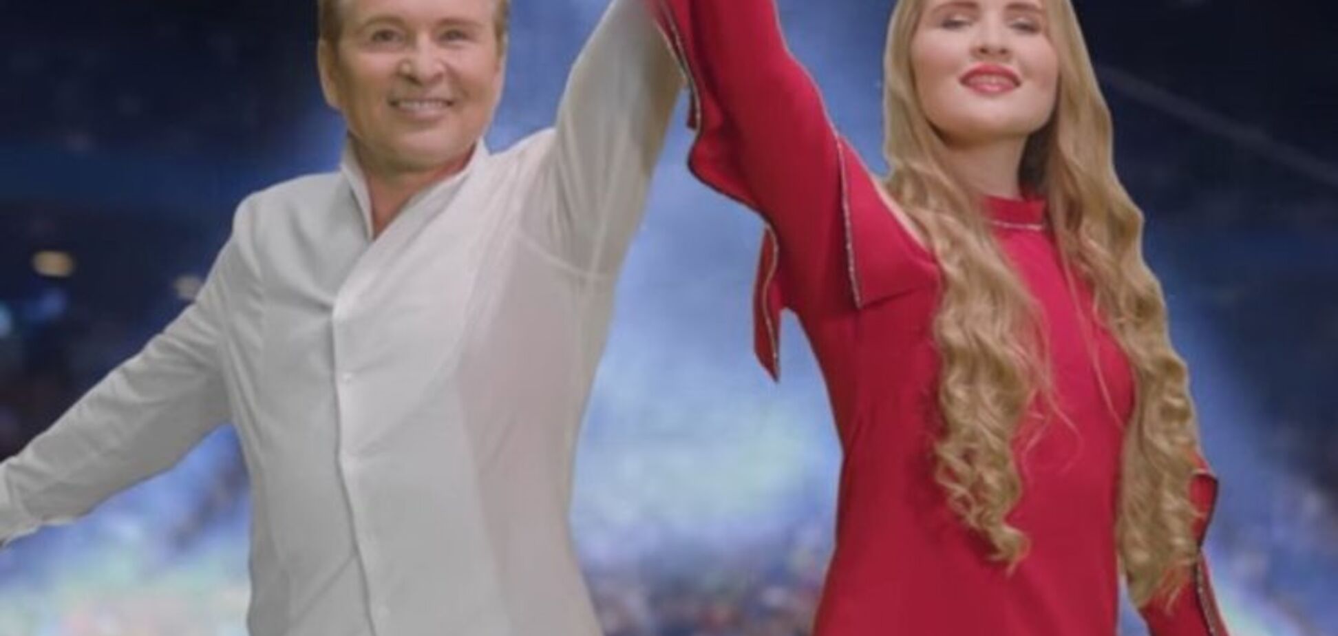 'Трэшак': сборную РФ поддержали нелепой песней