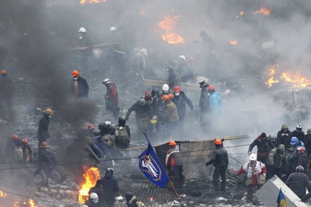 Розстріл Майдану: в готелі 'Україна' знайшли кулі