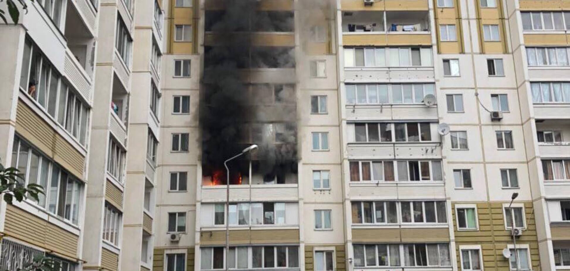 Под Киевом вспыхнул масштабный пожар: появились новые подробности
