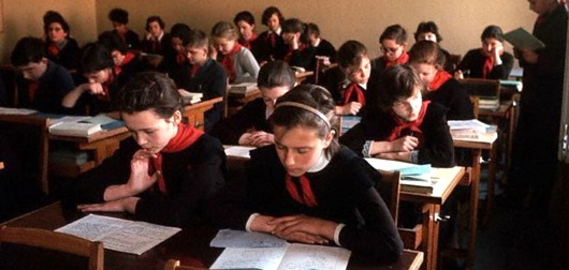 Под запретом в СССР: что категорически запрещалось школьникам