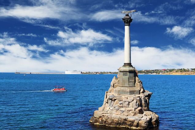 'Це ж жах': ідея з музеєм на кордоні Криму викликала конфлікт