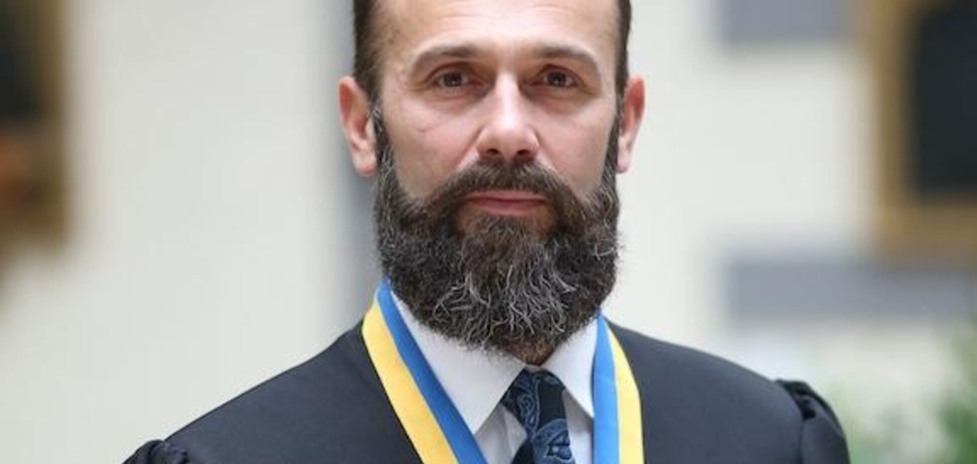 Артур Емельянов