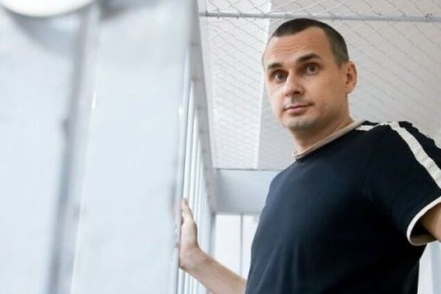 'Проявите милосердие': мать Сенцова официально попросила Путина помиловать сына