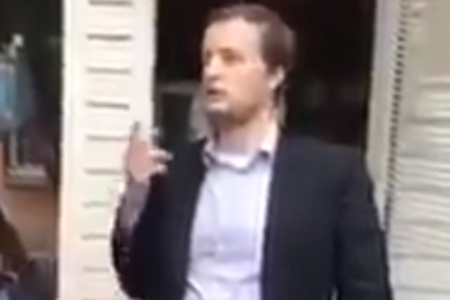 Митинг за 'еврономера': активисты задержали сына Порошенко. Видеофакт