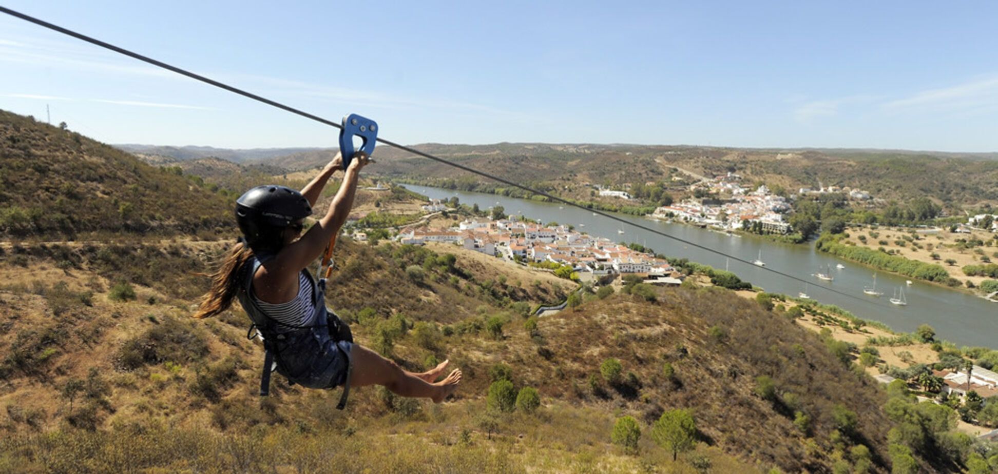 З Іспанії в Португалію: з'явилася канатна дорога між двома країнами