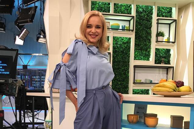 Лилия Ребрик впечатлила фигурой в купальнике после рождения дочери