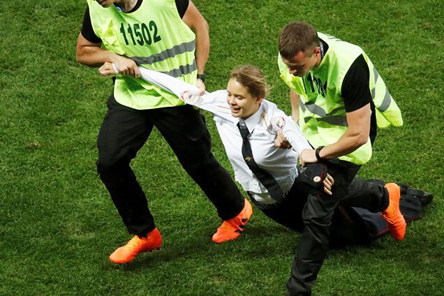 Обос*али Россию!