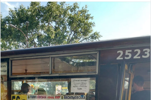 В Киеве резко подорожал проезд в маршрутках: опубликован список