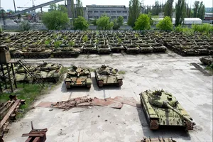 "Бесхозная" военная база: полиция и "Укроборонпром" отреагировали