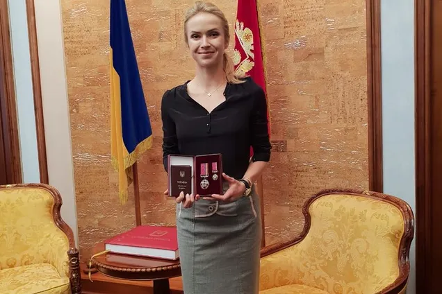 "От гимна Украины наворачиваются слезы": Свитолина получила орден