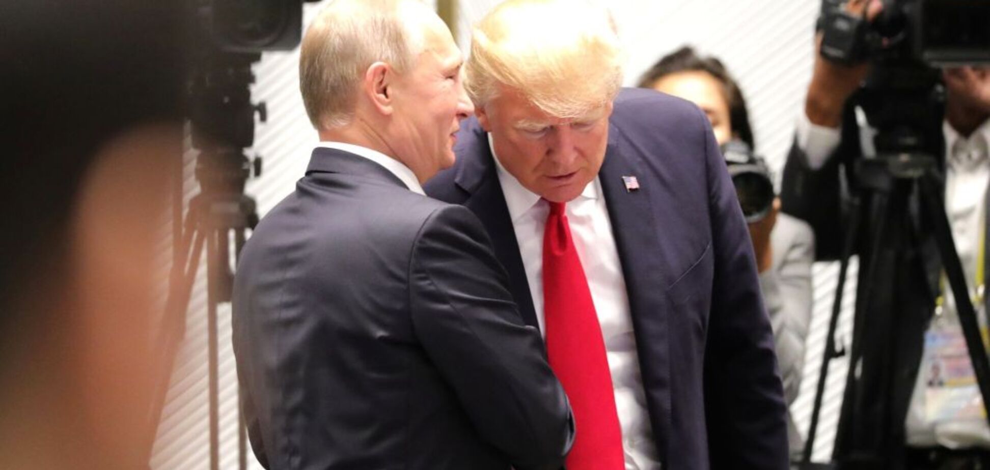 Путин крепко ухватил Трампа за причинное место