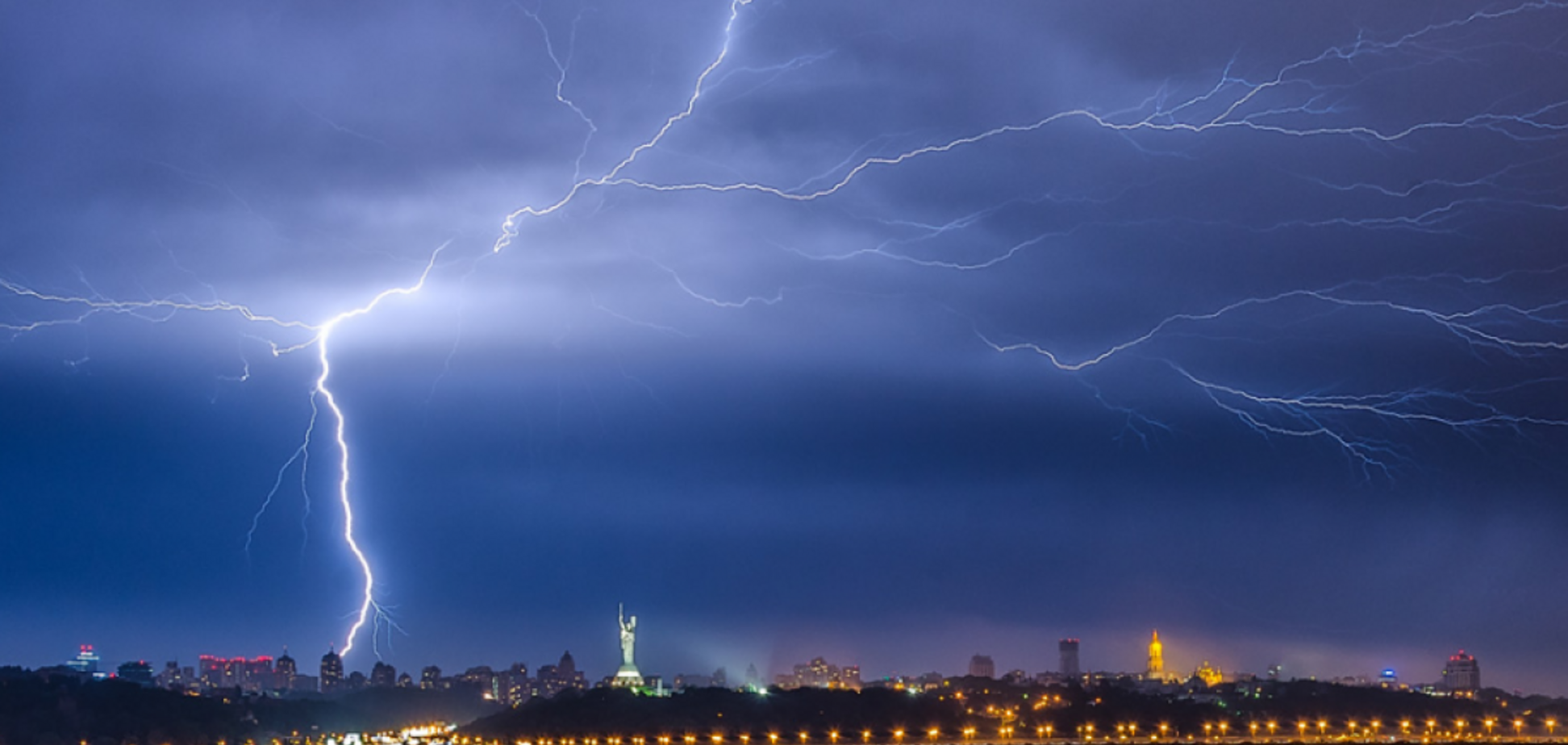 Похолодает и зальет дождями: появился уточненный прогноз погоды в Украине