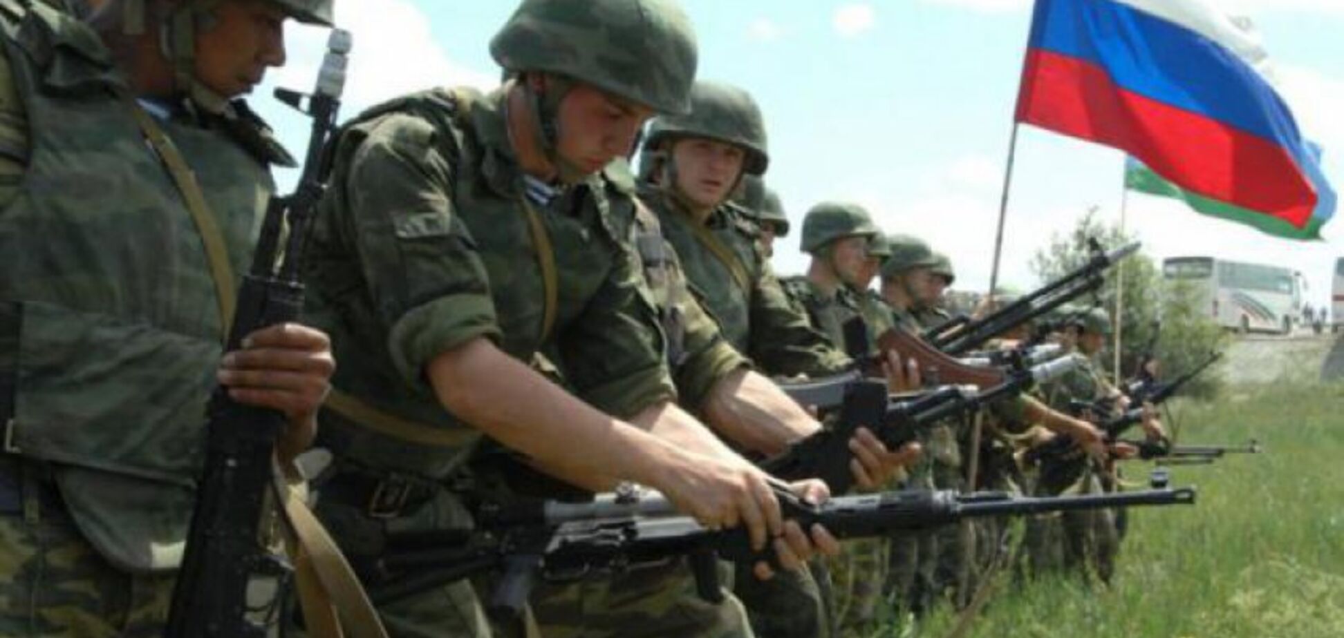 Военные России со стрельбой вторглись в Армению: люди в панике. Видеофакт