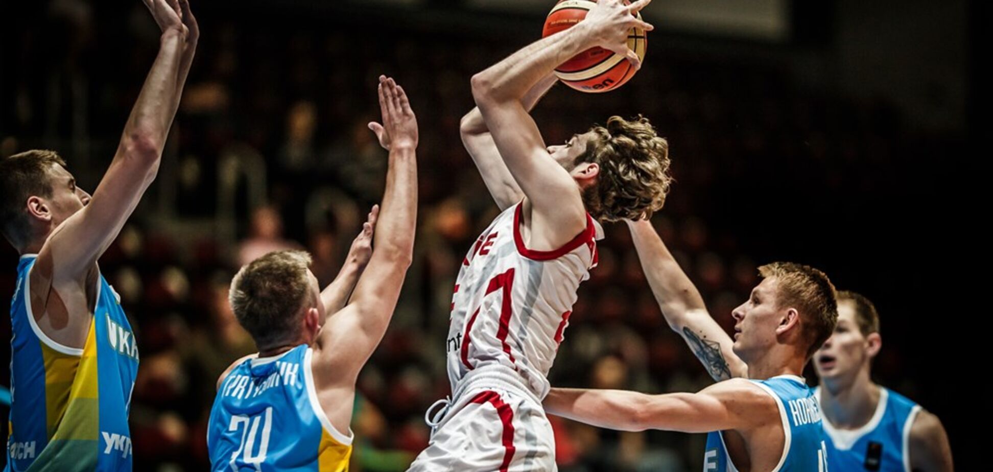 Збірна України програла в 1/8 фіналу Євробаскету U-20